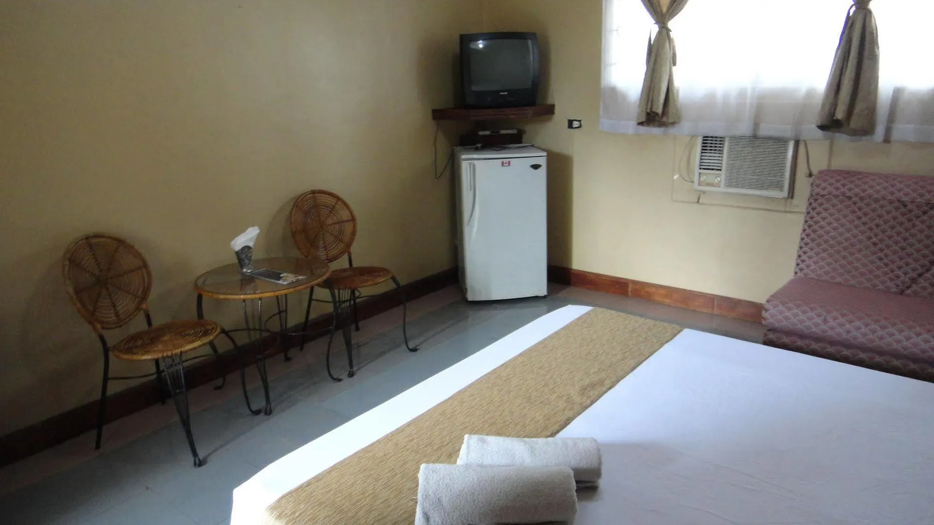 Oyo 223 Marquis Hotel And Restaurant Angeles