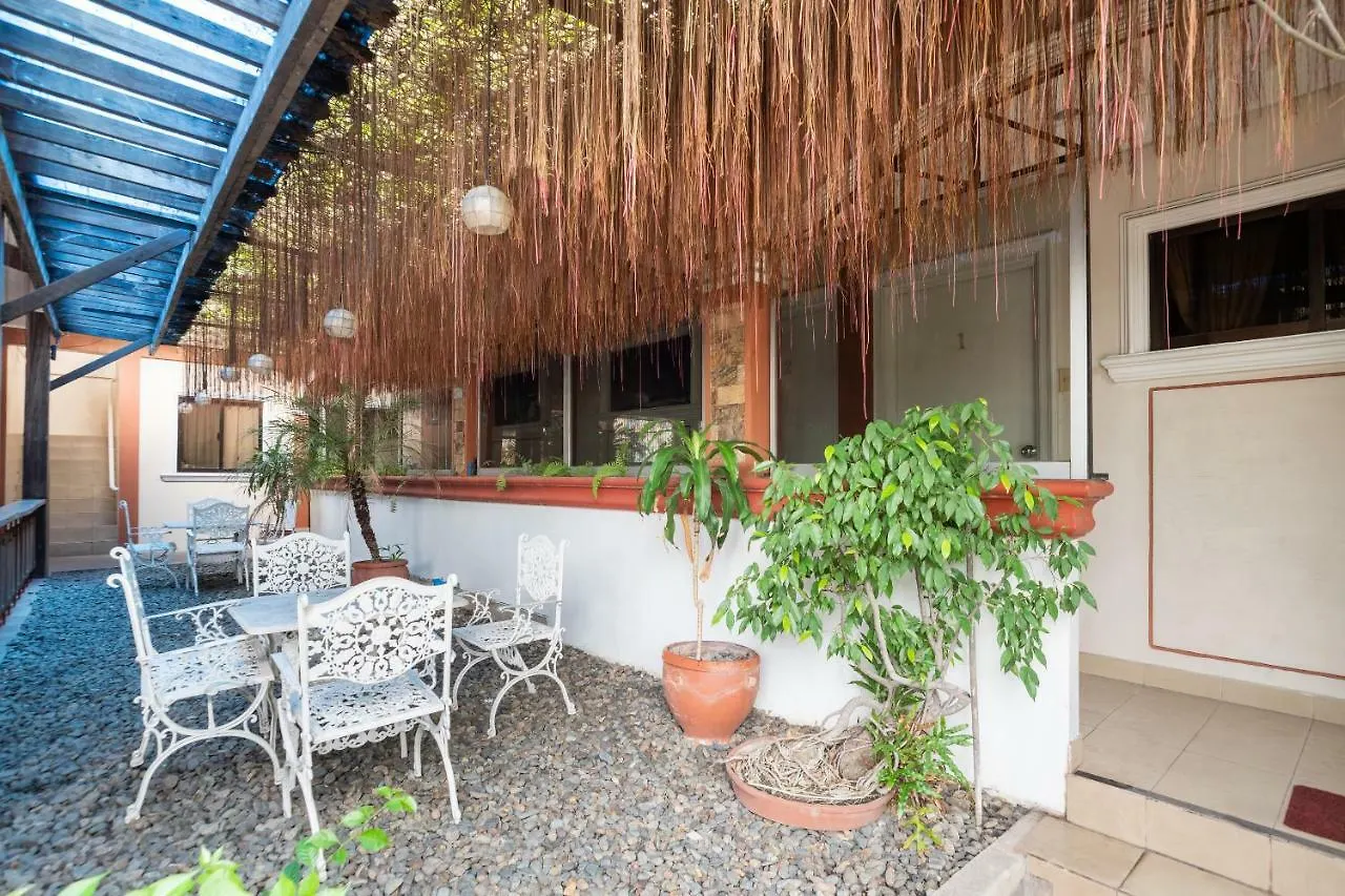 **  Oyo 223 Marquis Hotel And Restaurant Angeles Philippines