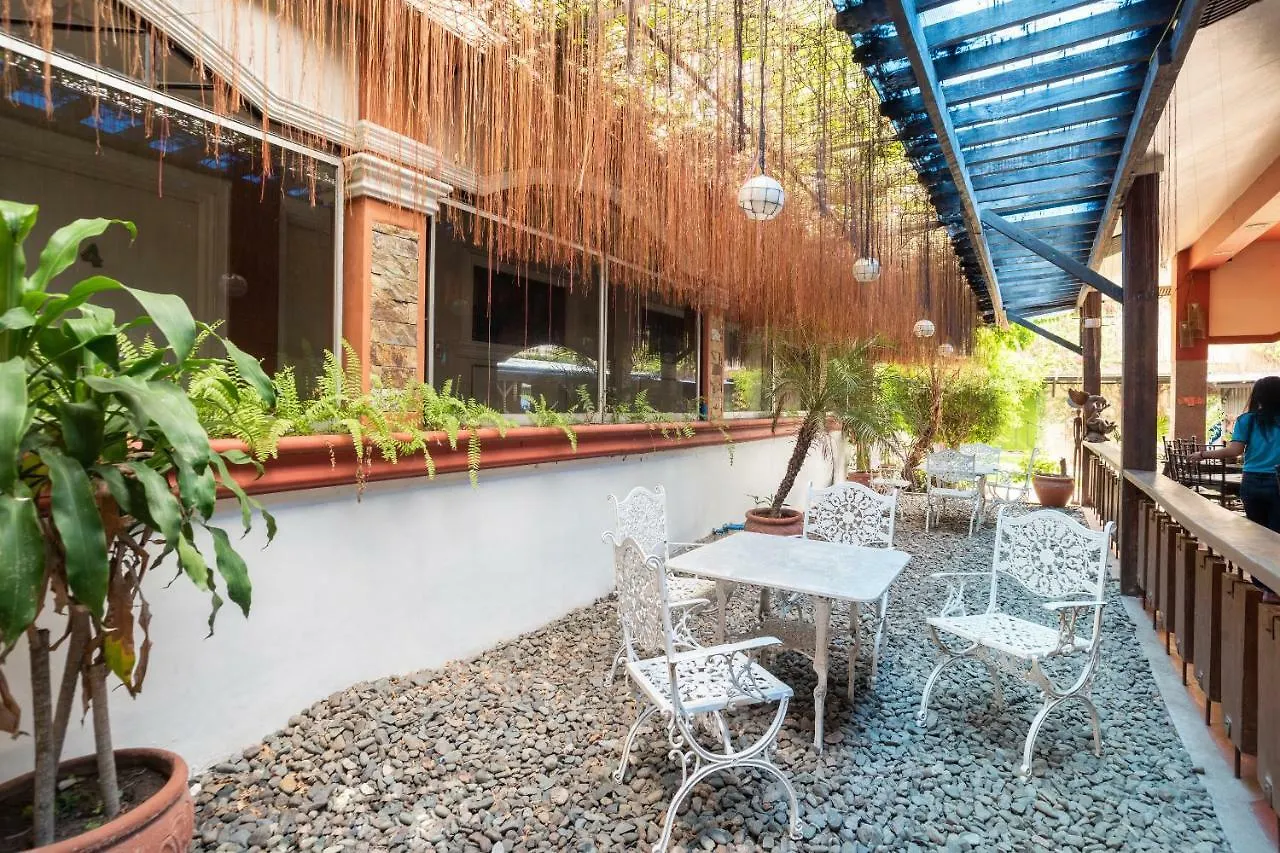 Oyo 223 Marquis Hotel And Restaurant Angeles